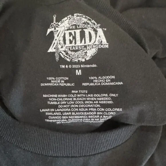 Legend Of Zelda Black Tears Of The Kingdom Nintendo T Shirt Size Medium - Picture 4 of 4